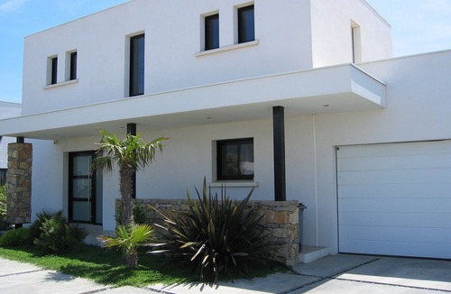 Sete Villa | Direct access to the beach, swimming pool, 8 people, modern 5-star villa