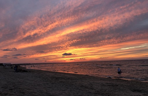 Northeast Virginia Beach House | Direct Bay Front Chesapeake Bay