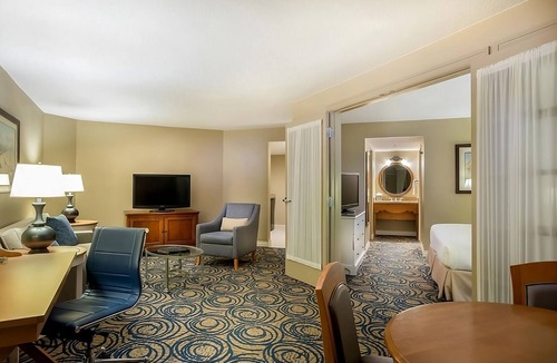 Brush - Stewarts Hotel | Direct Beach Access! City View Unit, Two Pools!
