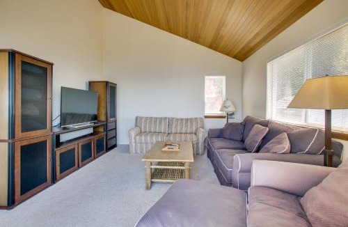 Diamond Point House | Direct Beach Access! Quiet Diamond Point Retreat