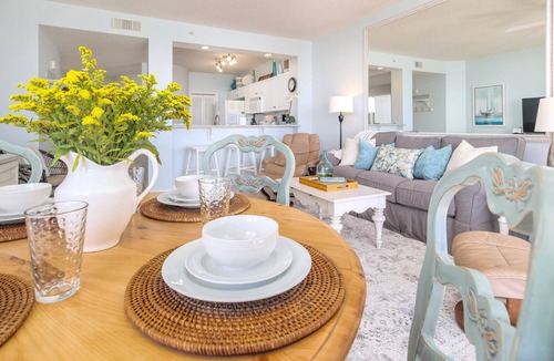 Fort Walton Beach Condo | Direct Beach Front, Free Beach Service, Amazing Views, Lazy River, Many Pools!