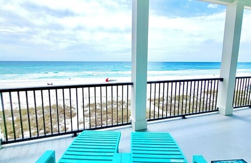 Laguna Beach Estates House | Direct Beachfront Home Loved for Location Experienced Hosts Sleeps 12