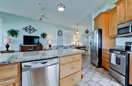 Bradenton Beach Condo | DIRECT BEACHFRONT! PANARAMIC SUNSET VIEWS!