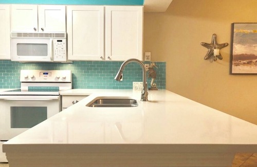 Destin Condo | Direct Beachfront-Ocean Views~Pelican Beach Resort unit 816-Updated throughout🏖️