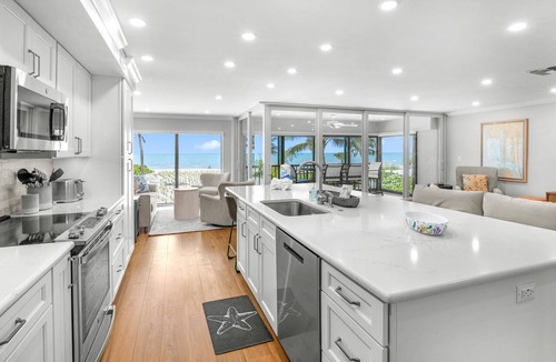 Sanibel Condo | Direct Gulf Front and New to the Rental Market !