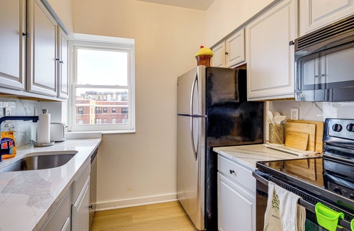 North Capitol Street Condo | Direct Metro Access! Modern Walkable NW DC Condo