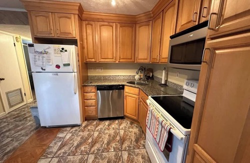 Cocoa Beach Condo | Direct Ocean Complex Diplomat 220-7