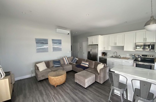 Hull House | Direct Ocean Front Condo with large wrap around balcony