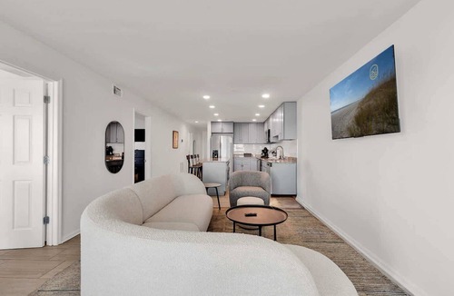 Ocean Drive Villa | Direct Oceanfront w/Private Balcony
