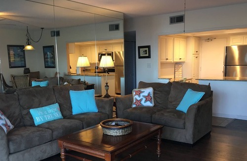 South Patrick Shores Condo | Direct ocean view from all rooms!