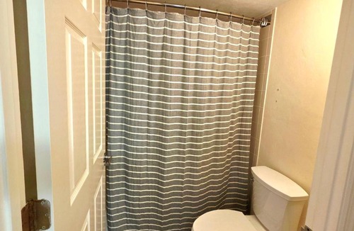 Ortona Park Apartment | Direct Oceanfront 1 bedroom w/kitchen & balcony