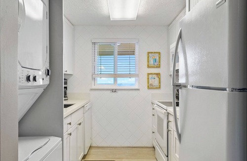 Kahaluu-Keauhou House | Direct Oceanfront Condo on Private Beach Resort *Central AC *