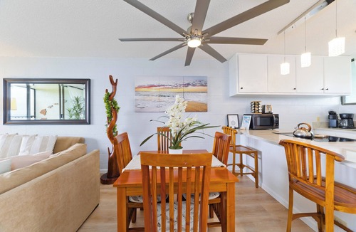 Hilo Condo | Direct Oceanfront Mauna Loa Shores #508 next Carlsmith Beach Park