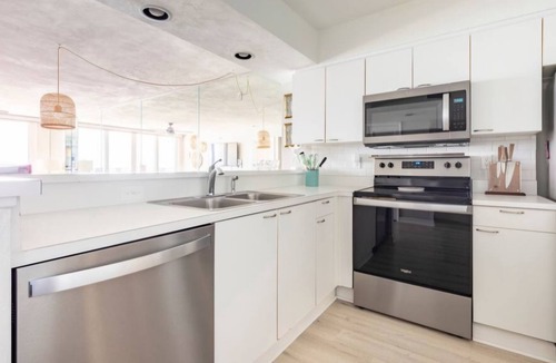 Ponce Inlet Condo | Direct Oceanfront Ponce Inlet. Sleeps 6. 5 star rating on all platforms!