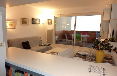 Capbreton Apartment | <- DIRECT on this BEACH, bright; SEA VIEW. T2 * 42m2 + TERRACE + WIFI garage