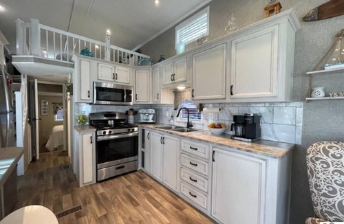 Cadiz Cottage | Direct waterfront property! End of Summer Discount! Check it out!