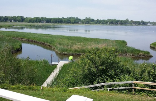 Old Saybrook House | Direct Waterfront -Charming 3-BR house with AC, fitness room in Old Saybrook