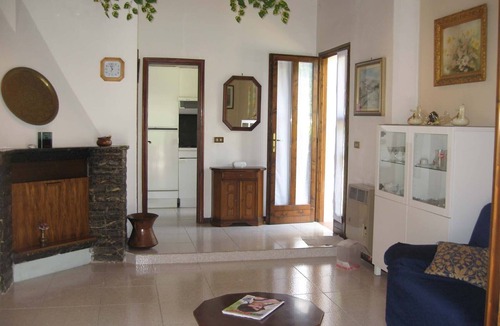 Idro House | Directly on the lake