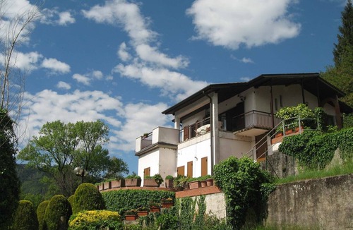 Idro House | Directly on the lake