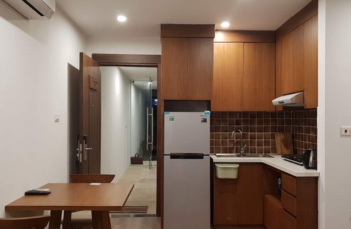 Quang An Apartment | DIS 20%@ Comfortable Studio 1 Bed with balcony near West Lake