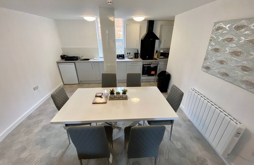 Bridlington Old Town Apartment | Disabled friendly 3 bedroom sea front apartment