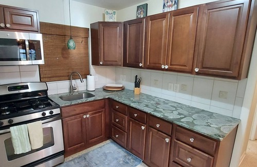 Delray Beach Condo | DISC Premier 1 BR KING, Exceptional. APR-NOV deals; Pool, Ave/Beaches Walkable