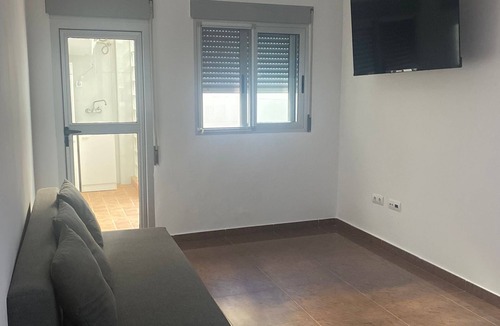 El Perello House | Disconnect and Relax: Ideal Beach House for Families.