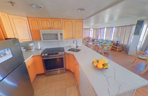 Waikiki Condo | DISCOUNT HUGE 1240sq.ft OCEANFRONT CORNER UNIT PANORAMIC WRAP-AROUND VIEWS
