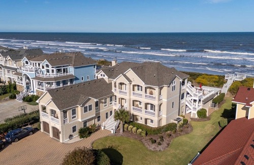 Pine Island House | Discounted, Gorgeous, Luxury, Cabana Service, Elevator, Theater Room, C0225