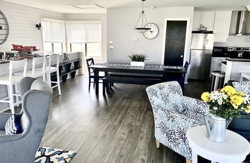Salvo House | DISCOUNTED! PARTIAL OCEANFRONT .1 MIN WALK TO BEACH-boardwalk Hottub and Pool
