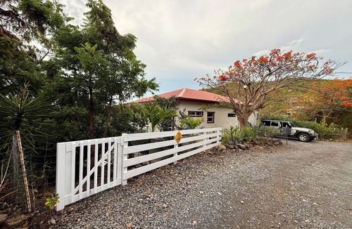 Estate Saint Quaco and Zimmerman Villa | Discounts on June Dates! 5 min from Salt Pond! Beautiful 5 star Villa!