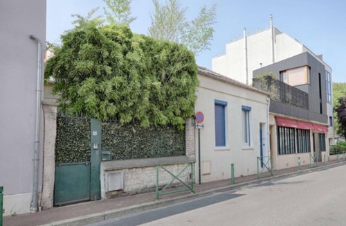 Malakoff House | Discover Les Bamboos de Malakoff, a whole house on the outskirts of Paris