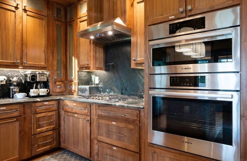 Cherry Log Cabin | Discover Pure Elegance Epic Views Sauna HotTub FirePit Games Secluded