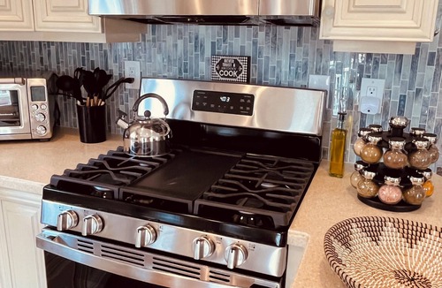 Scituate Apartment | Discover Scituate charm, just a quick ride away from Nantasket Beach