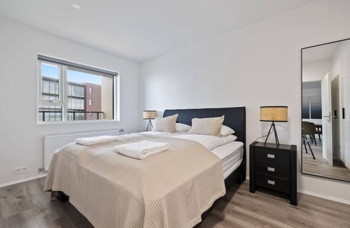 Arborg Apartment | Discover Selfoss: Stylish 4-Bedroom Hideaway