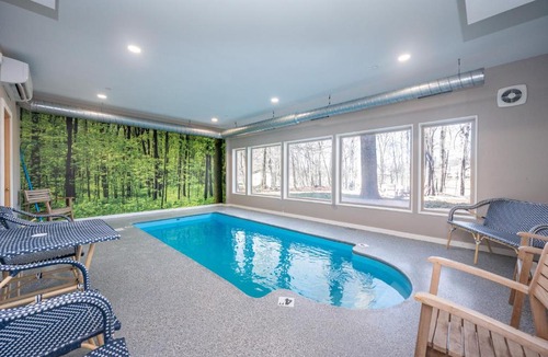 Waterfront Greens House | Discover Serendipity