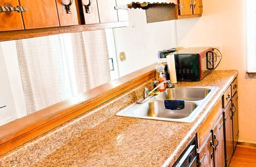 Virginia Beach House | Discover Serenity at Ocean Breeze Haven: Your Perfect Retreat in Virginia Beachn