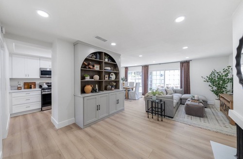 East Bluff House | Discover Tranquil Luxury: Your Perfect Family Retreat in Newport Beach Eastbluff