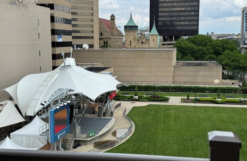Downtown Columbus Apartment | Discover Two Bedroom Apt Downtown in Columbus