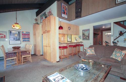 Mammoth Lakes Apartment | Discovery 4 142 Loft