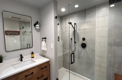Friday Harbor Hotel | Discovery Inn