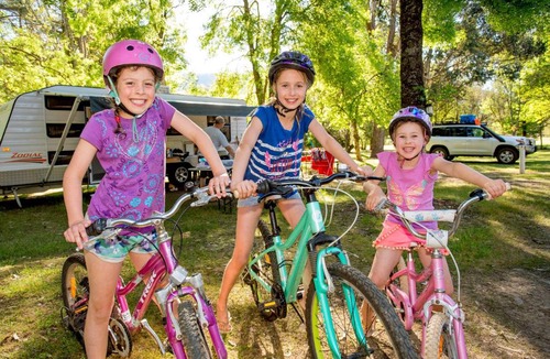 Freeburgh Resort | Discovery Parks - Bright