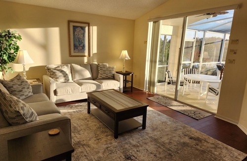 Lakeside Estates Villa | Disney Orlando Lake 4 Bed Luxury Pool Villa