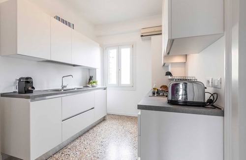 San Marco Apartment | Distinctive Penthouse with Elevator Terrace and View