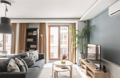 Tophane Apartment | Distinguished Flat 650 m to Galata Tower