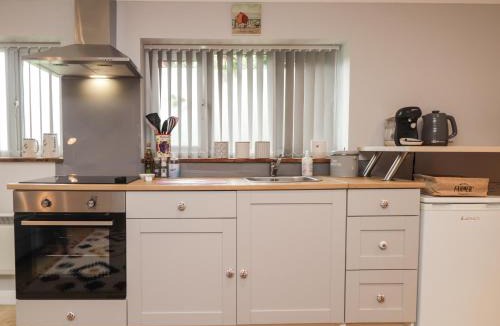 Tonbridge House | Ditsys Den