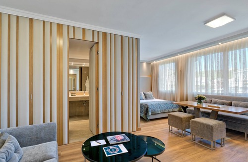 Ilisia Hotel | Divani Caravel