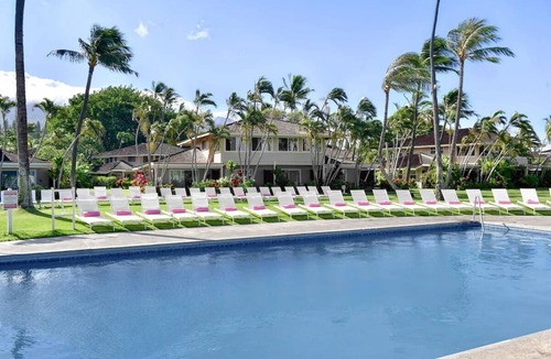 Kaanapali House | Dive Into Your Summer Vacation! 2 Units with Ocean View, Beachfront Location!