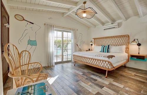 Deepwell Estates Hotel | Dive Palm Springs Hotel - 21 & Over