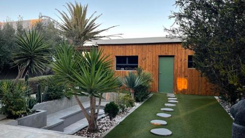 Rand Rifles Bed & Breakfast | DIVINE SANDS